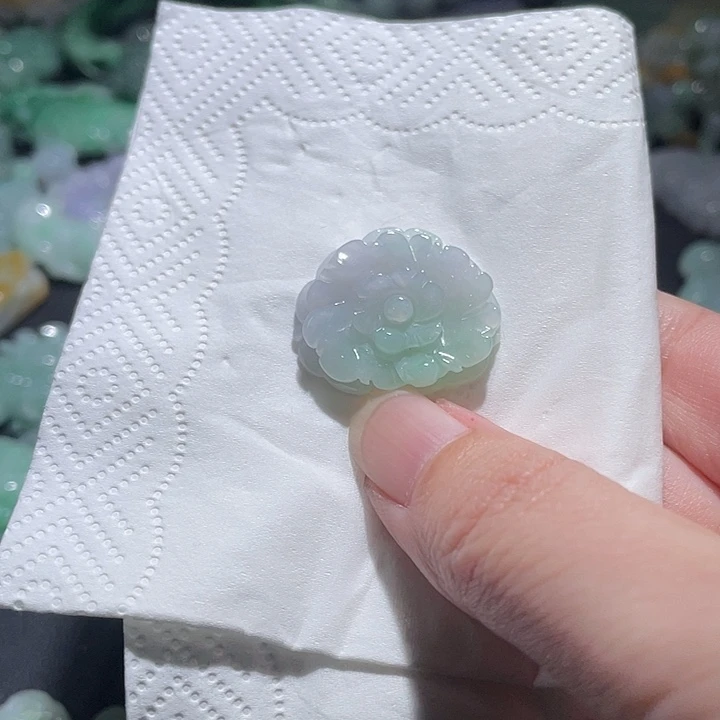 颈饰未镶嵌翡翠天