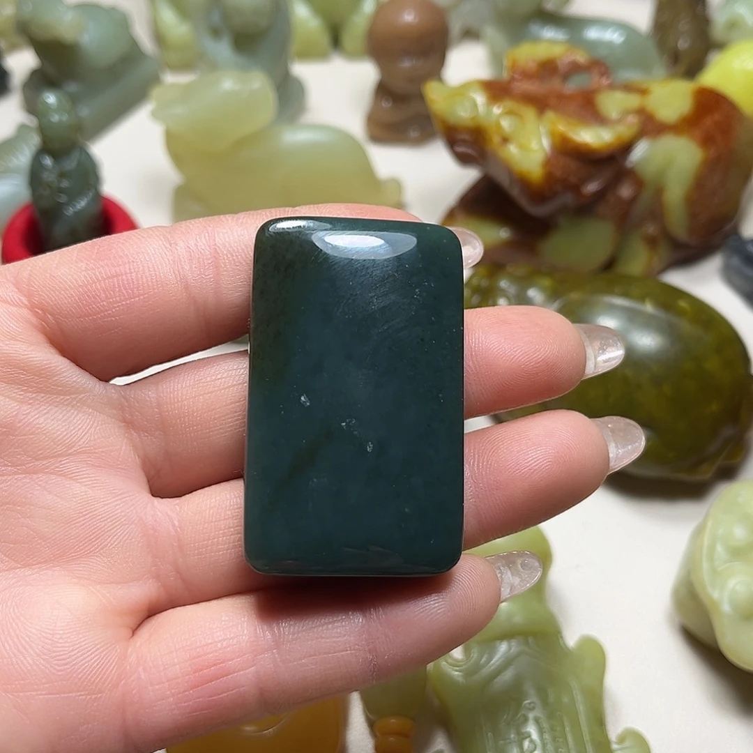 白玉菩提吊坠白玉菩提吊坠