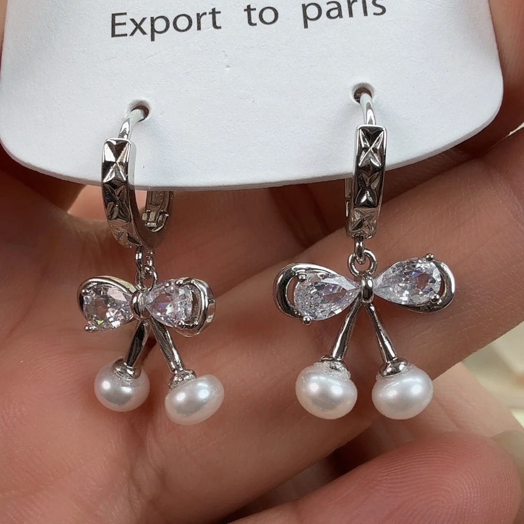 未镶嵌淡水珍珠耳饰