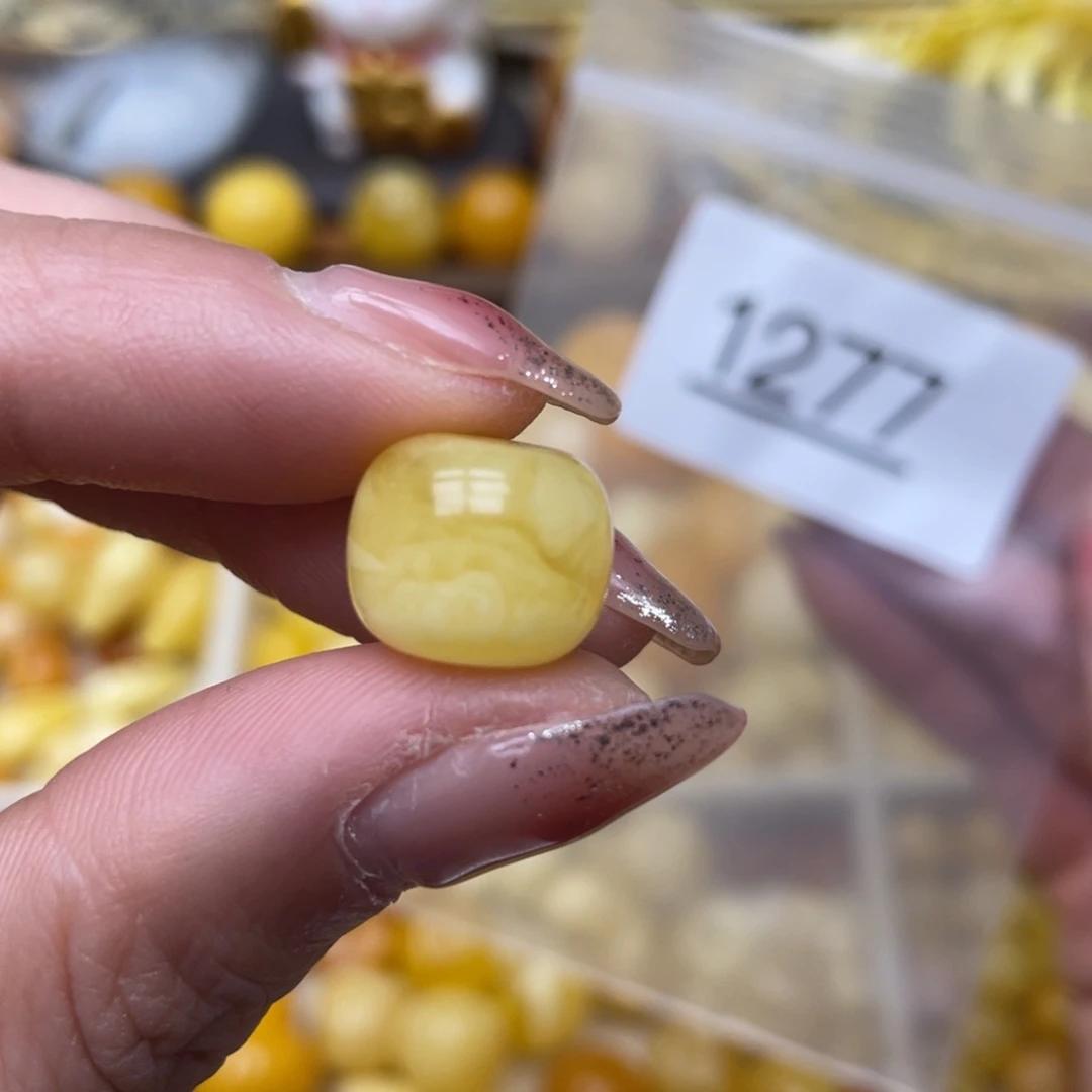 蜜蜡珠宝奇石未镶嵌13.2