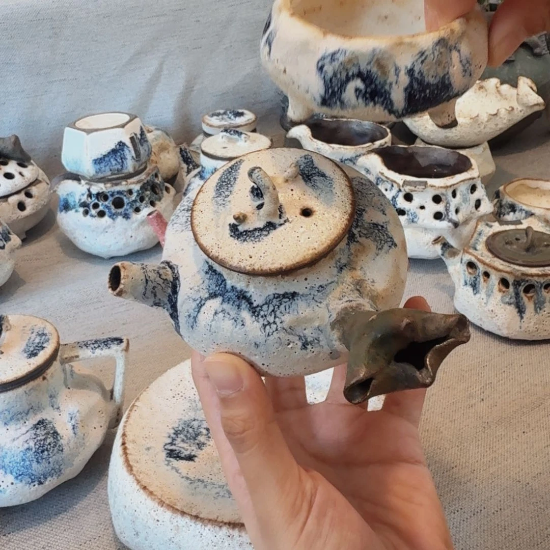 粉引侧把壶一壶带一杯一套