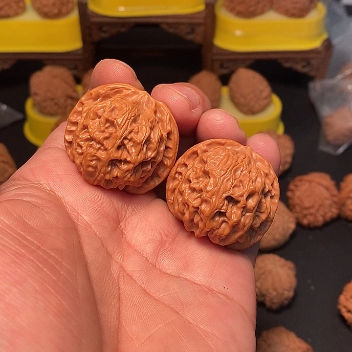 文玩核桃吊坠38尺，苹果园