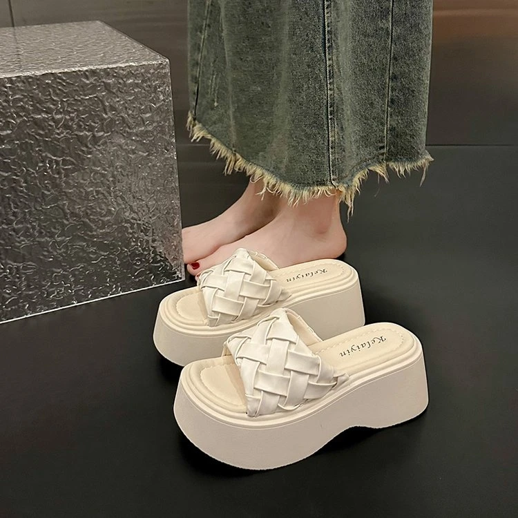 【曼曼】7cm小个子厚底增高编织沙滩一字拖鞋015
