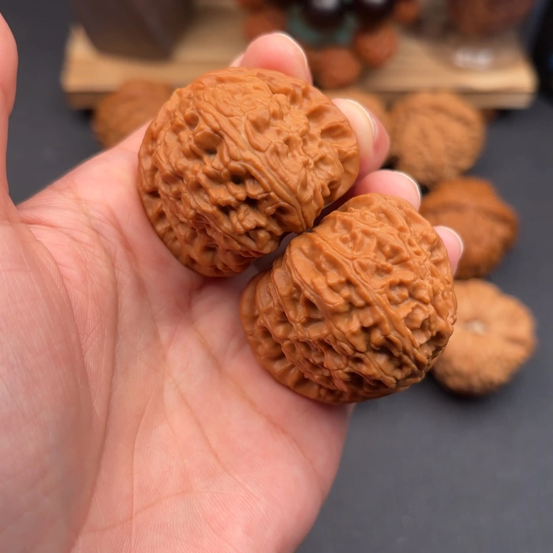 文玩核桃把件球白42