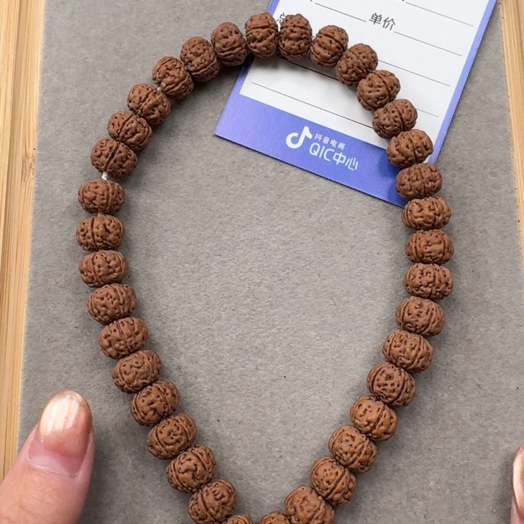 捕***B金刚菩提把件金刚