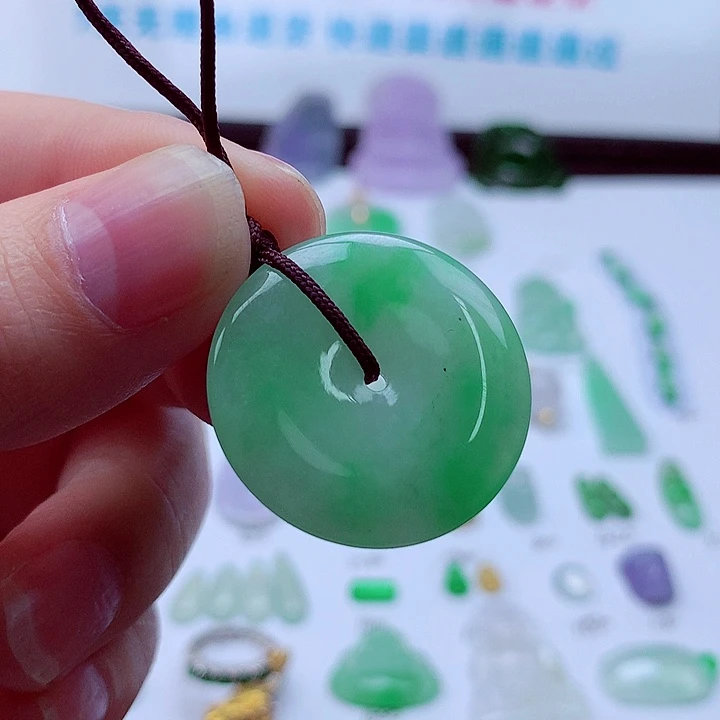 翡翠未镶嵌吊坠(不含链)平安扣