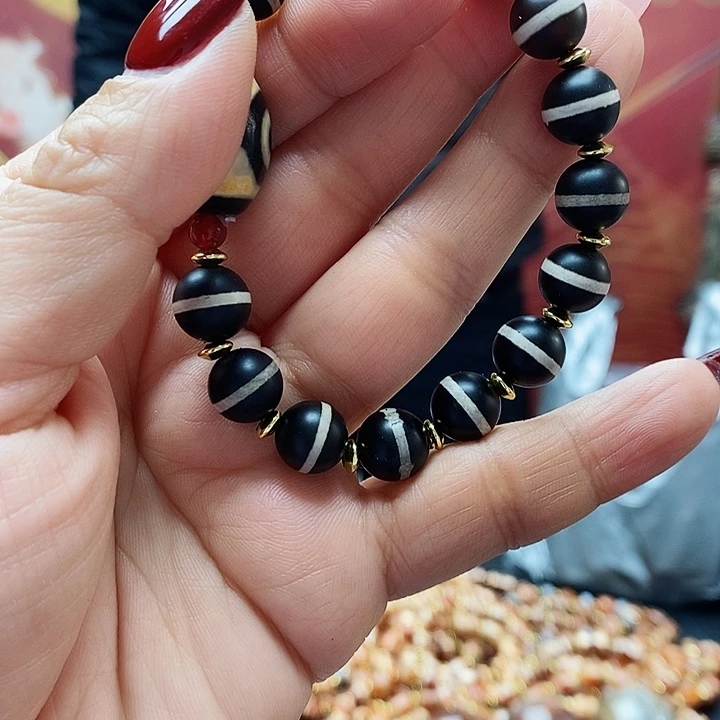 玛瑙/玉髓颈饰合金