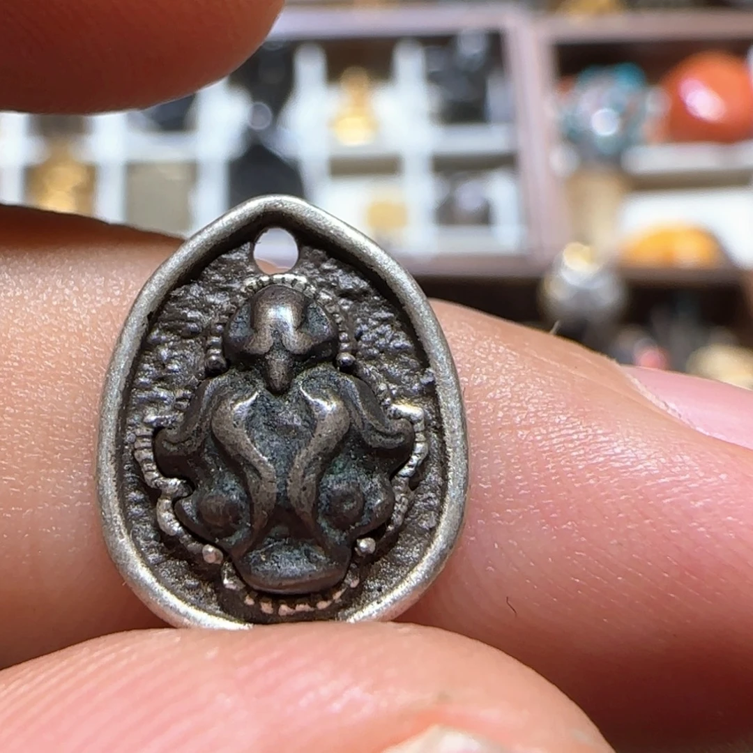 A***Q…………吊坠……………………吊坠