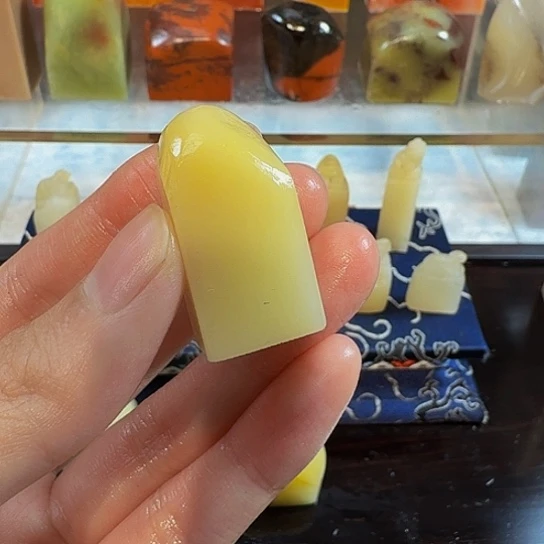 寿山石印石平****馆寿山石印石