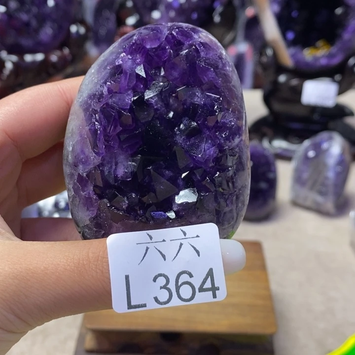 大型摆件（非配饰）未镶嵌水晶摆件