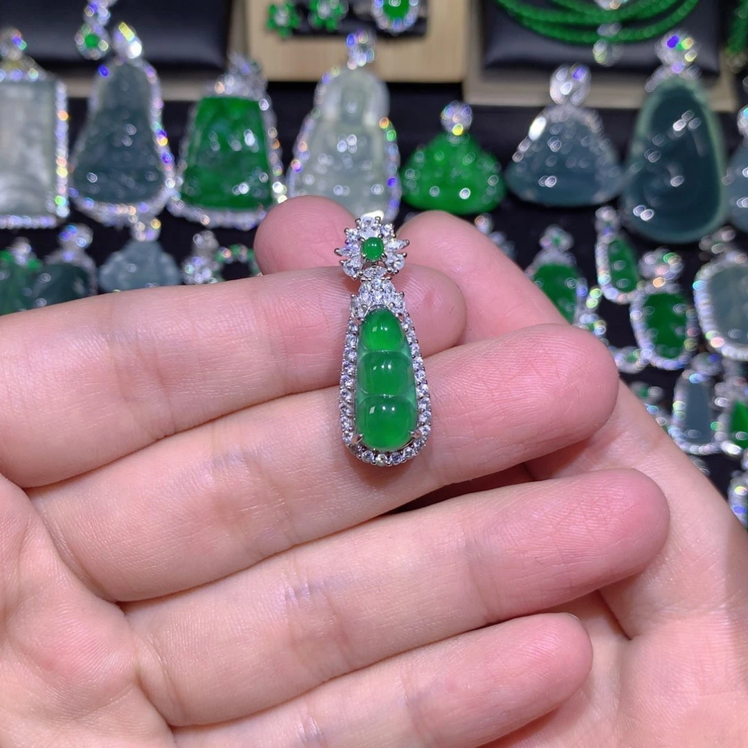 翡翠银S925镶嵌吊坠(赠链)