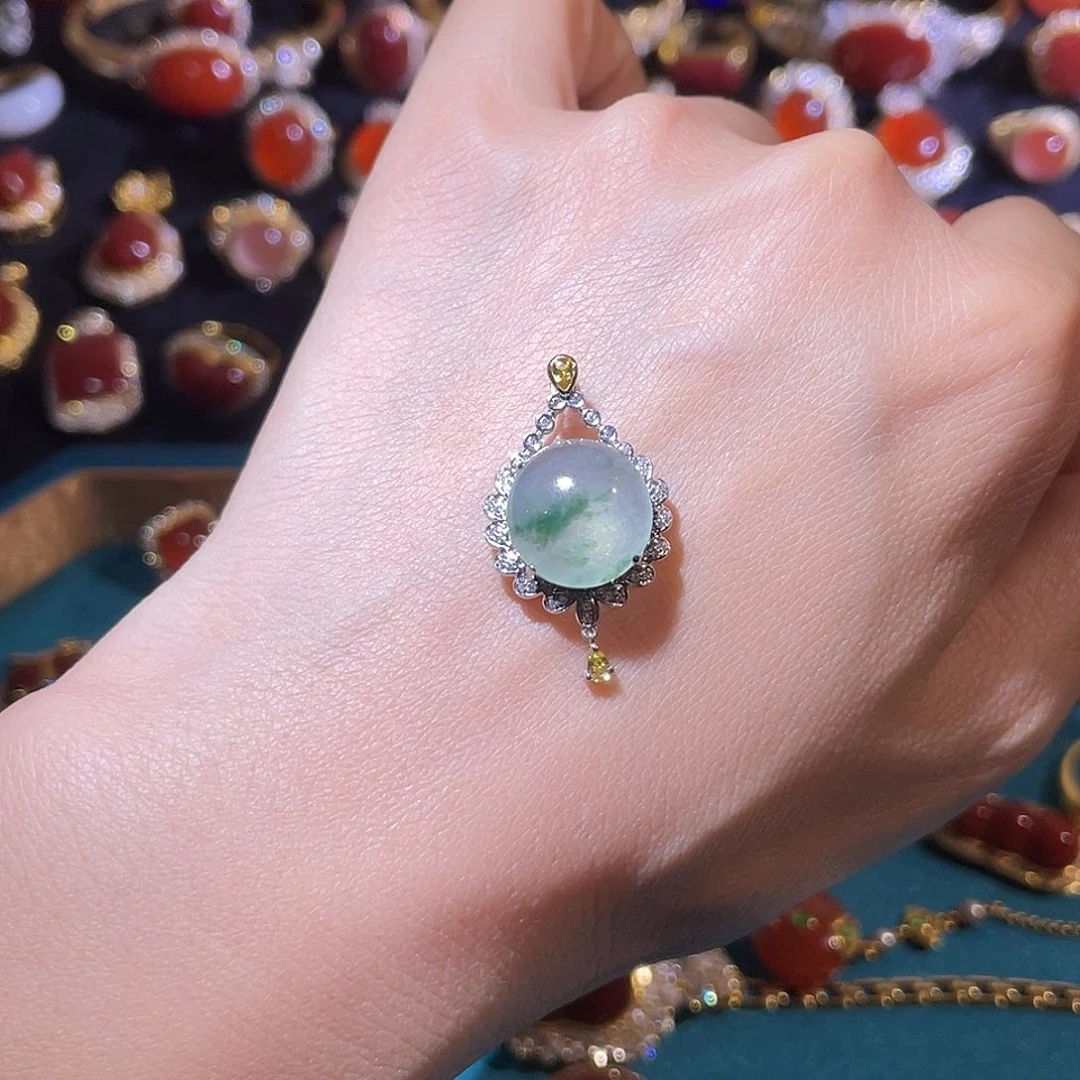 翡翠18K金镶嵌吊坠(不含链)