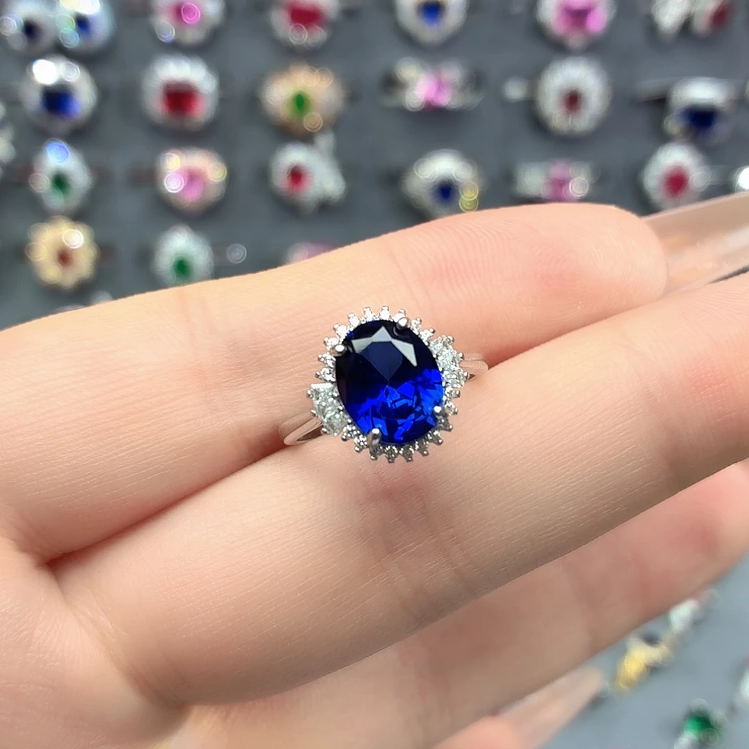 925银培育皇家蓝色宝石