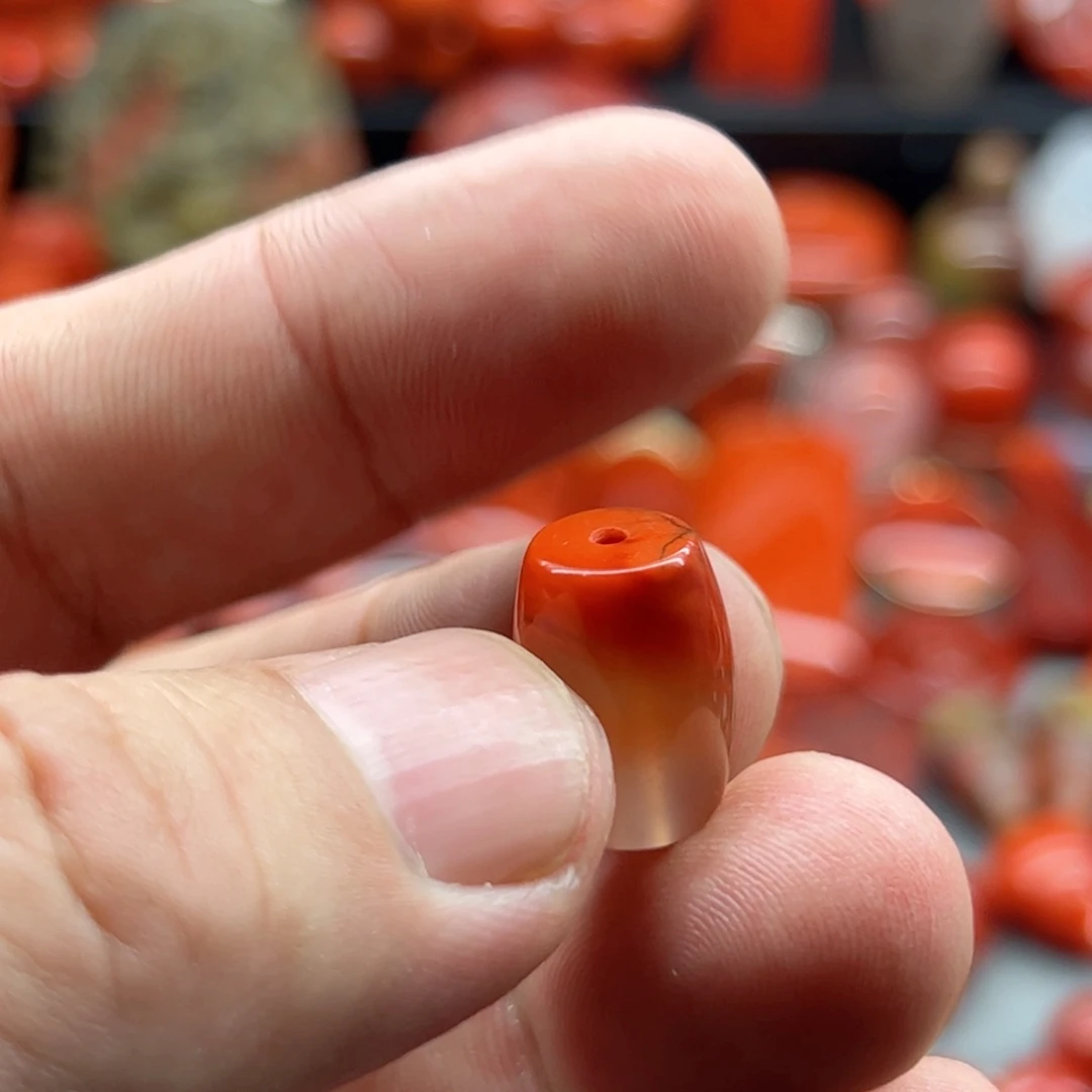 南红玛瑙配饰合金p***n