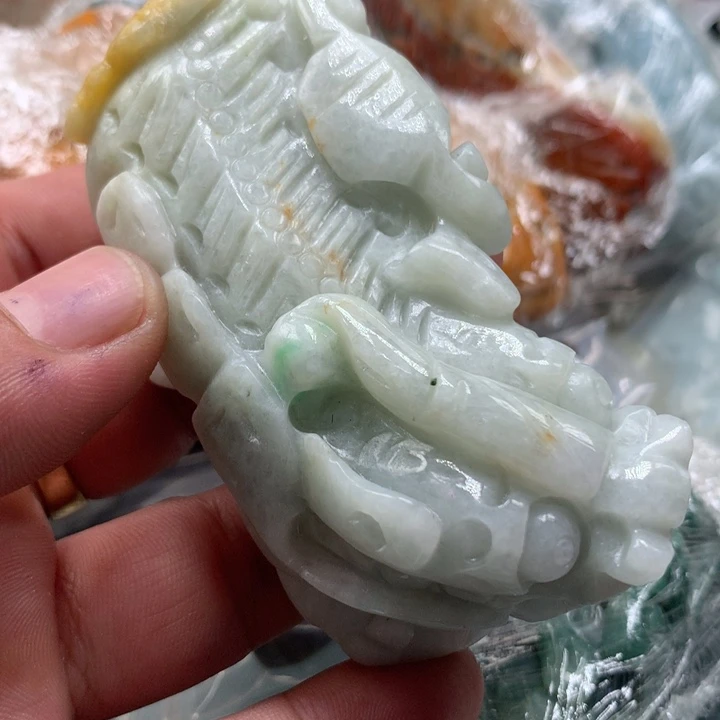 翡翠未镶嵌颈饰保真天然a货翡翠