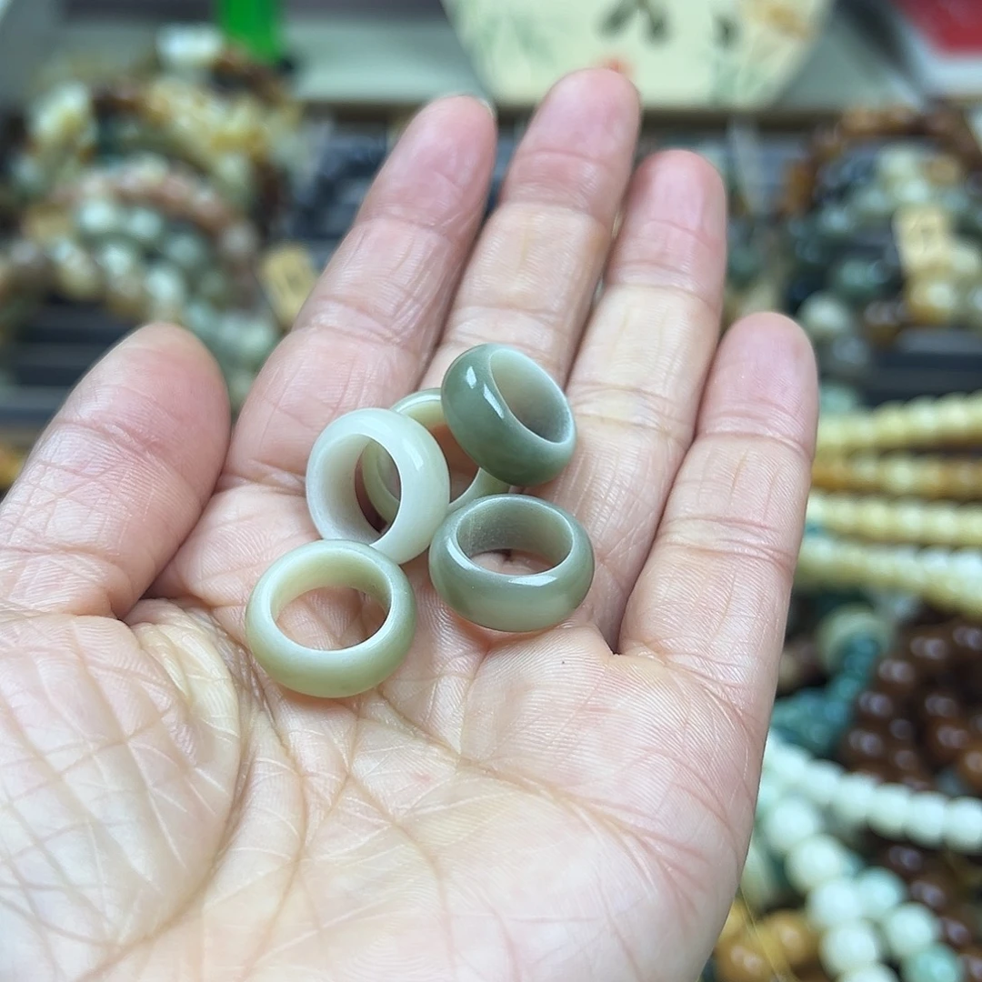 白玉菩提吊坠跑环