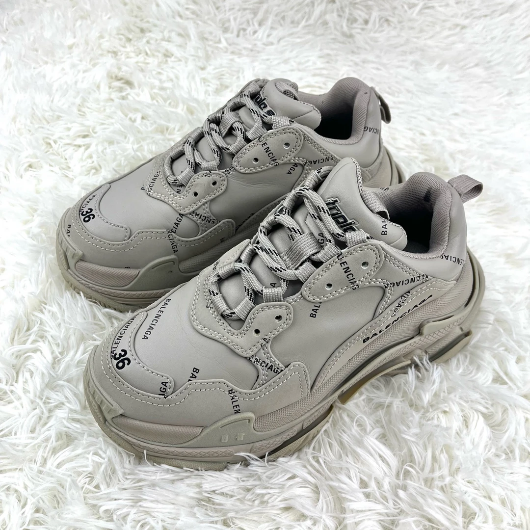 95新 Balenciaga/巴黎世家 Triples 米色弹幕36码 12474916