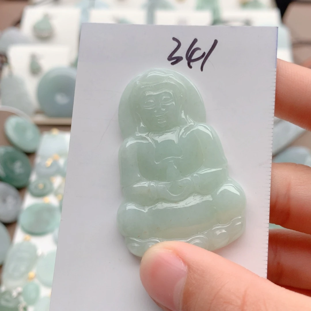 翡翠未镶嵌颈饰吊坠