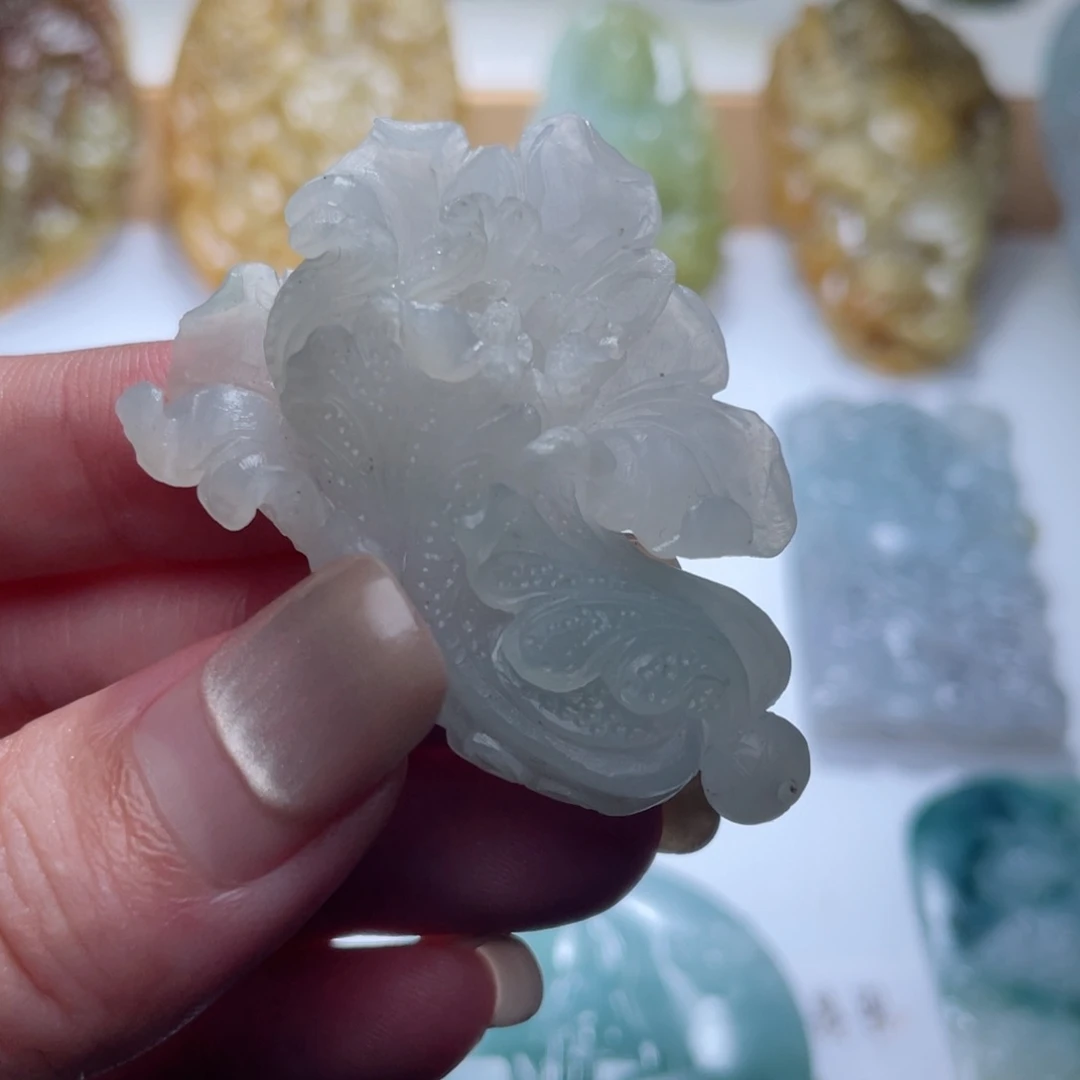 未镶嵌定制翡翠毛货