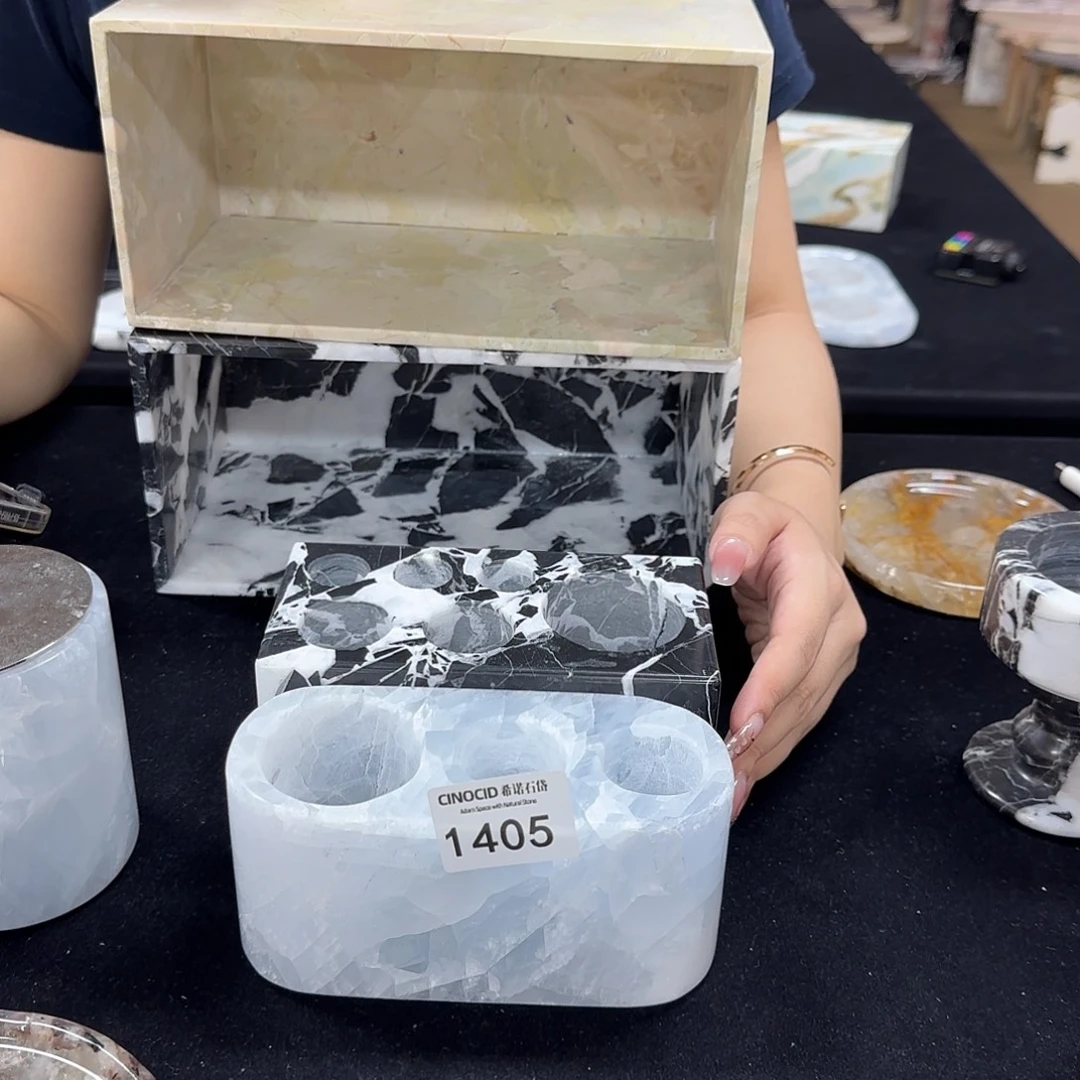 啥***？1405牙刷架两件套