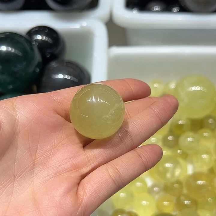 未镶嵌珠宝半成品水晶