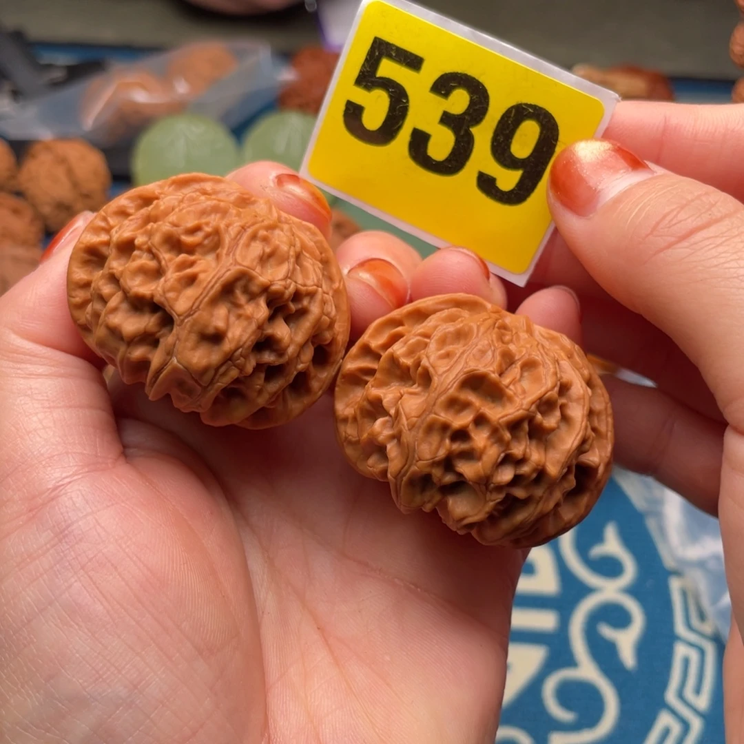 吊坠文玩核桃42苹果539号