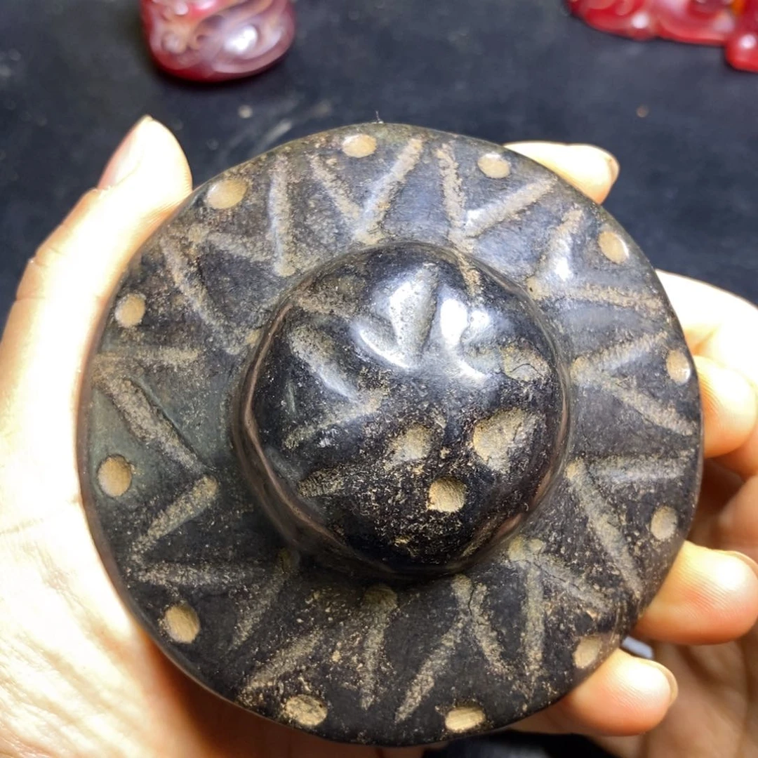 未镶嵌和田玉（糖玉）挂件