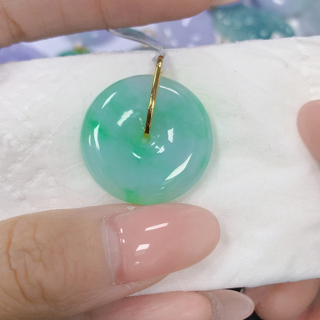 翡翠18K金镶嵌颈饰天然翡翠a货 百元以上9米证书费自理