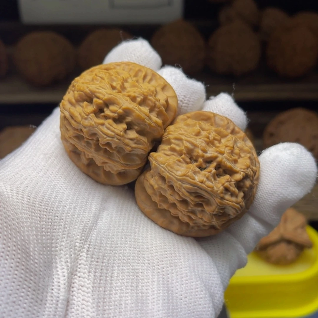 【闪购商品】核桃把件40尺寸白狮子