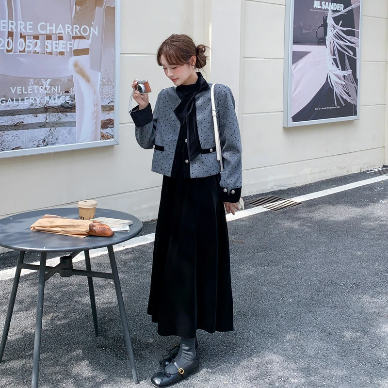 复古小香风毛呢外套丝绒半身裙2025冬季新款优雅气质千金风套装裙