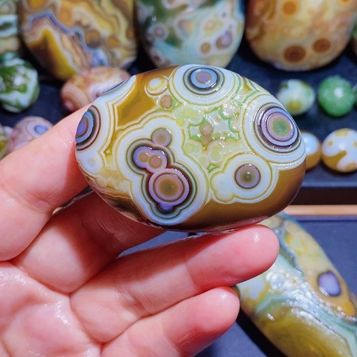 未镶嵌玛瑙/玉髓珠宝半成品时***！