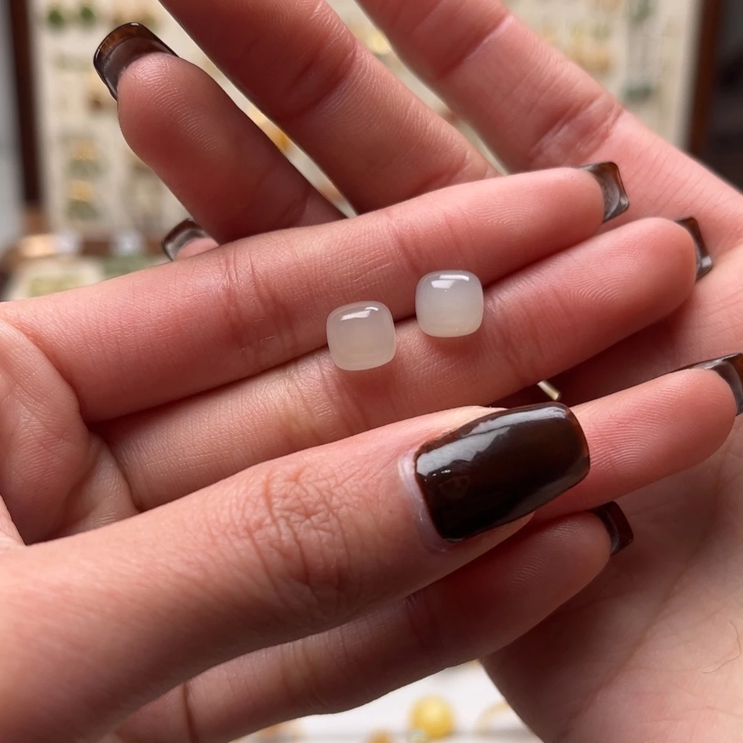 和田玉银S925镀金镶嵌耳坠