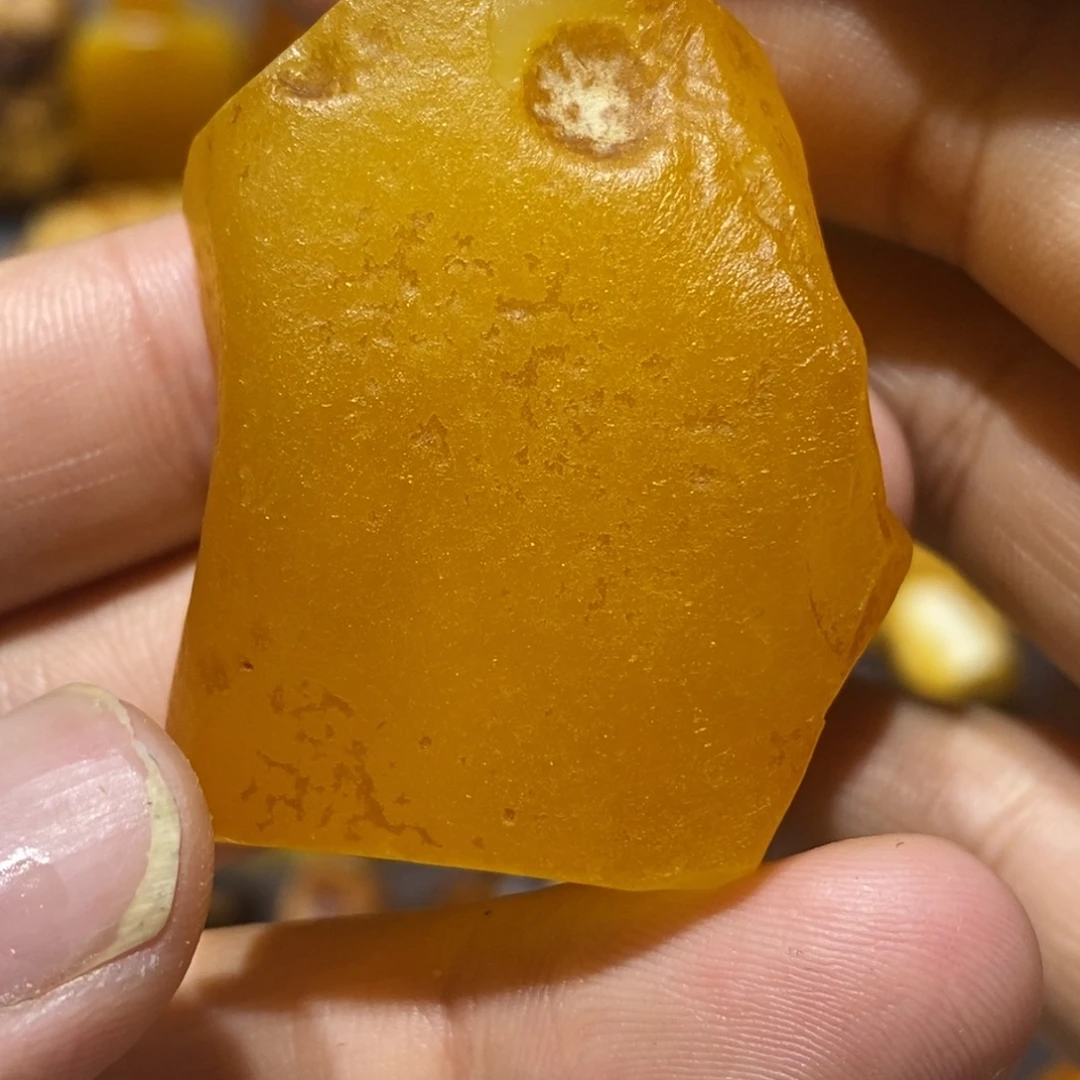 定制琥珀蜜蜡原石