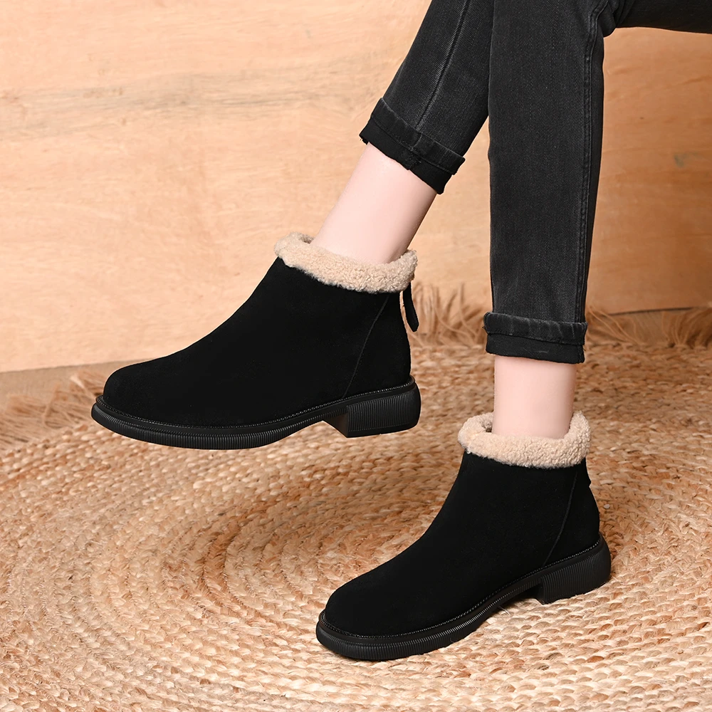 圆头加绒保暖毛毛短靴冬季新款牛绒低跟防滑雪地靴女百搭粗跟棉鞋