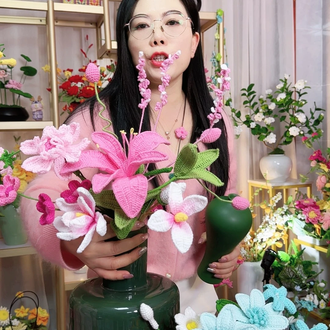 手工钩织设计花束