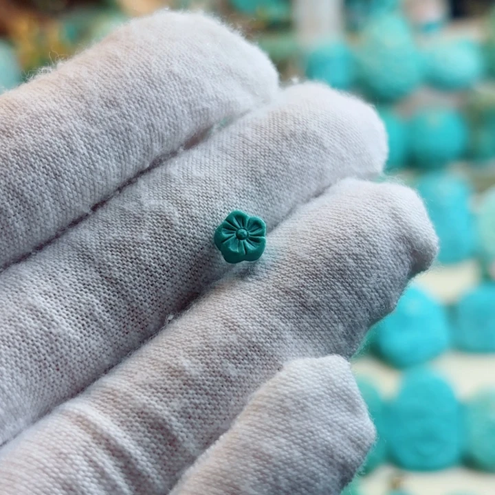 绿松石未镶嵌配饰