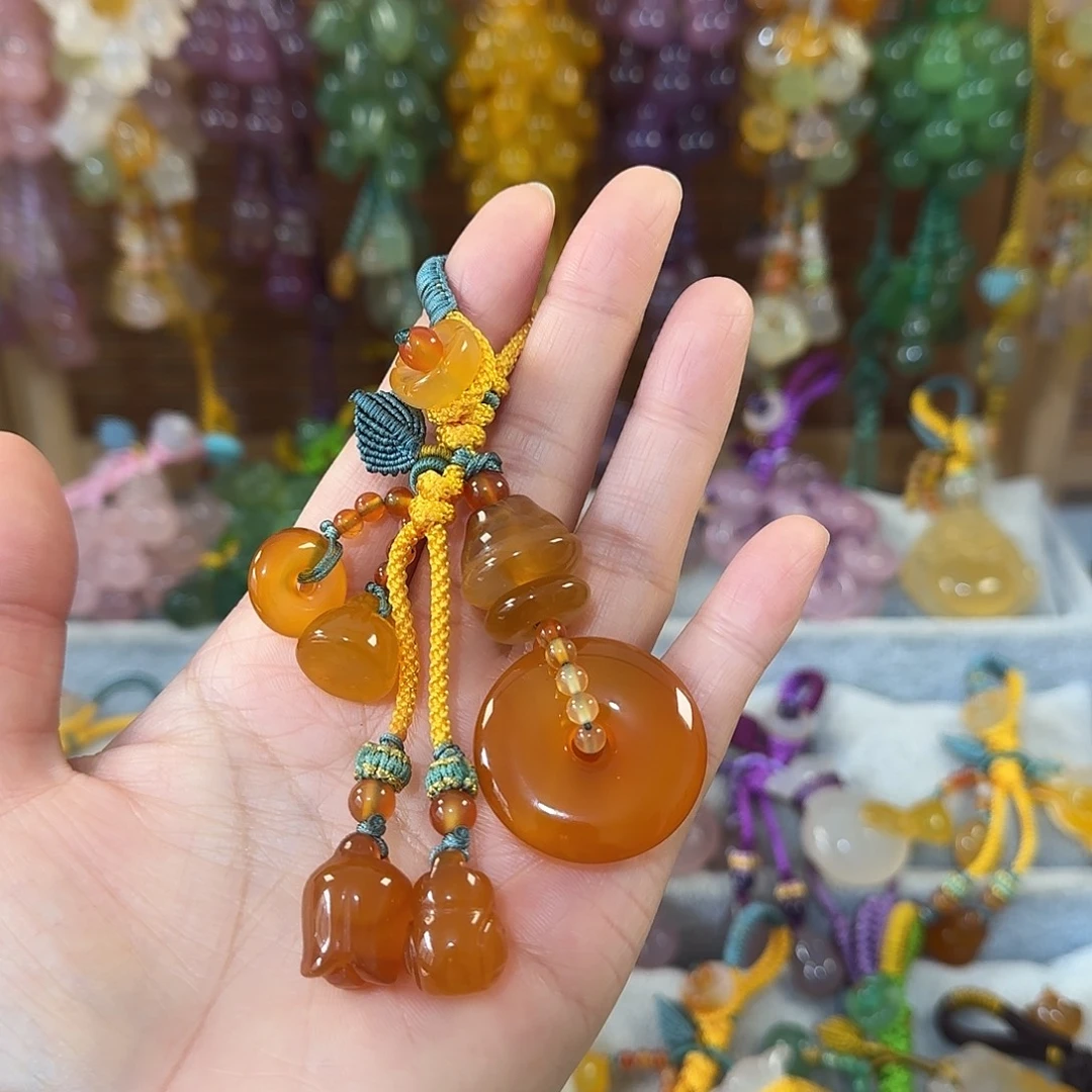 玛瑙/玉髓未镶嵌钥匙挂件