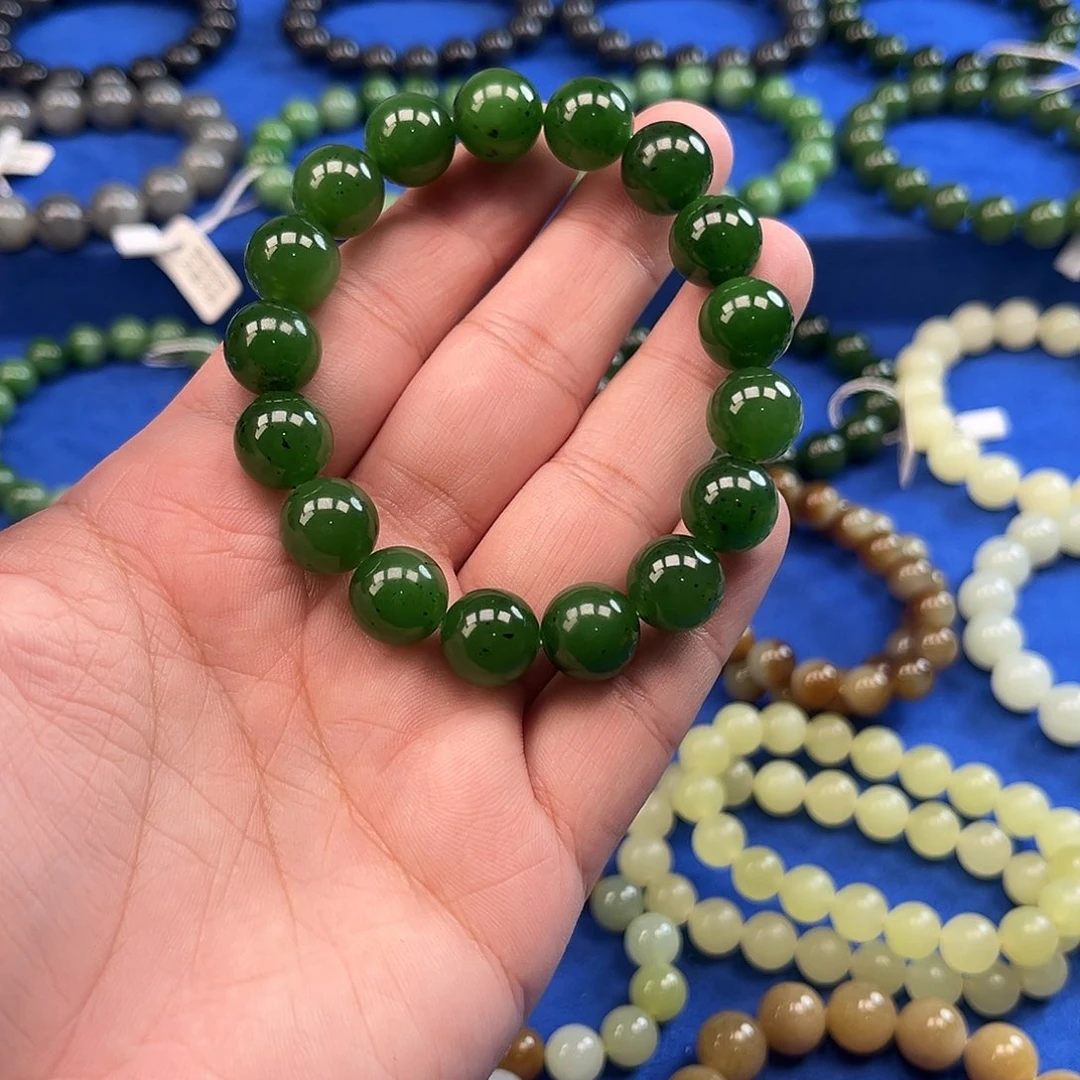 和田玉（碧玉）未镶嵌手链