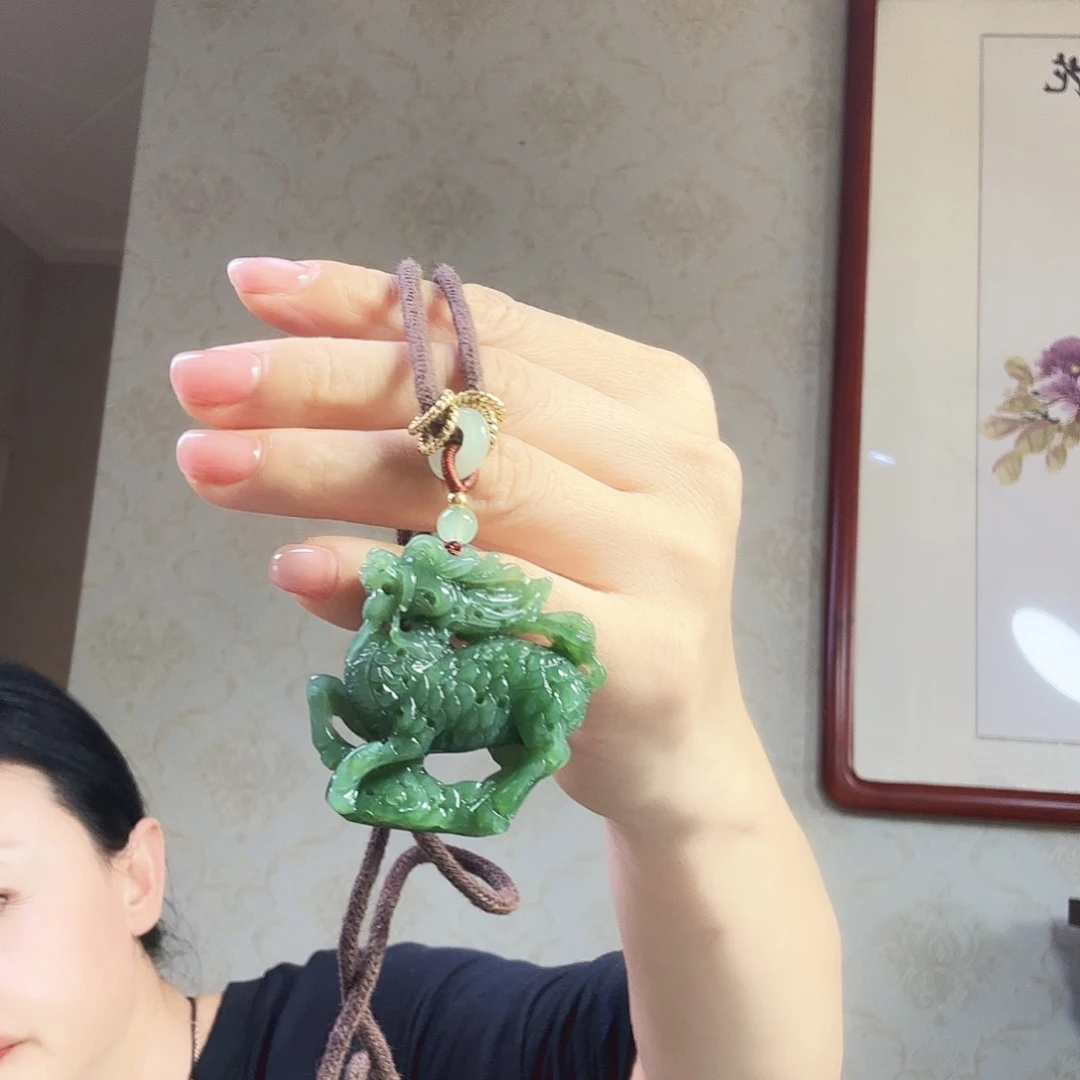 和田玉（碧玉）未镶嵌颈饰
