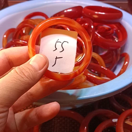 玛瑙/玉髓未镶嵌手镯