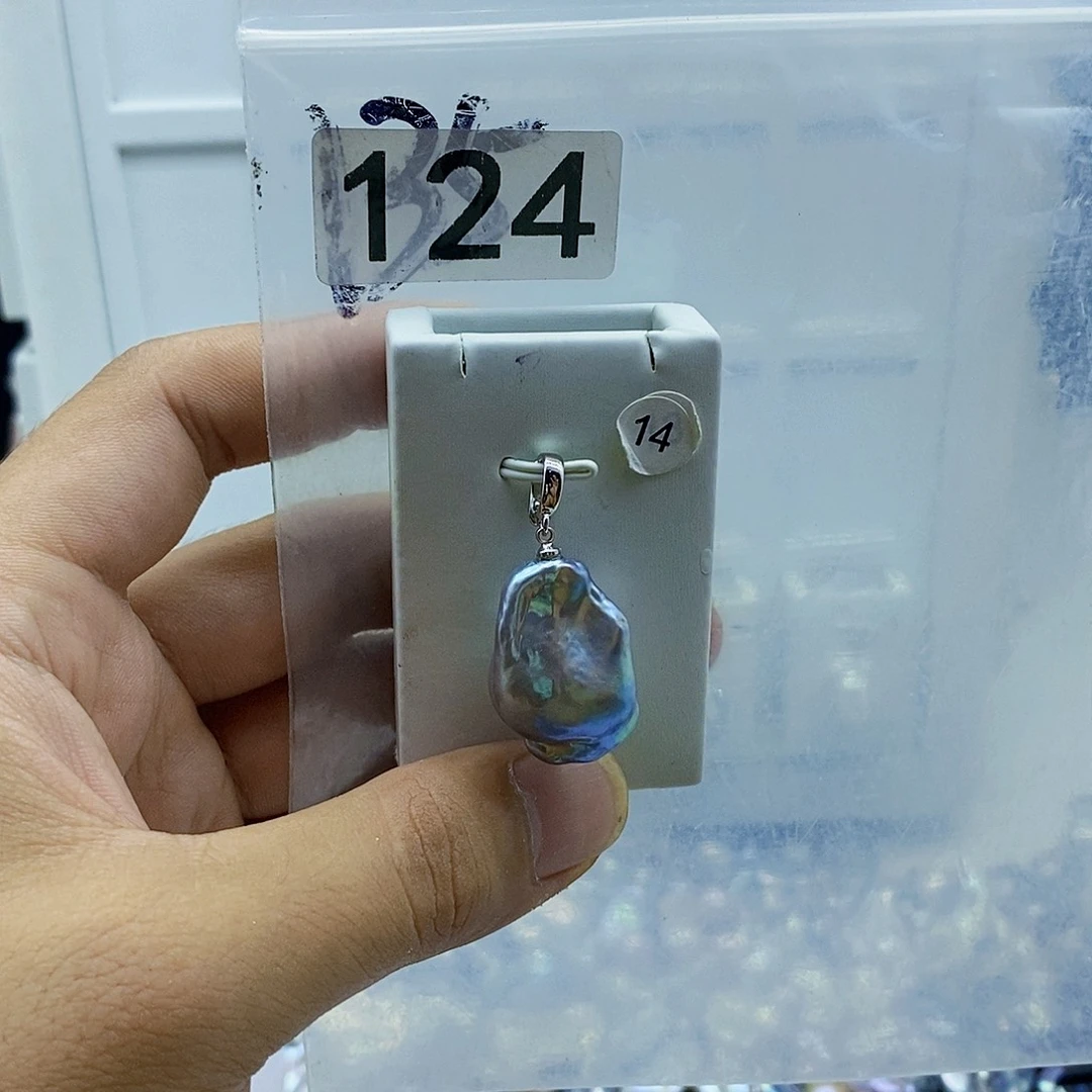 淡水珍珠合金颈饰