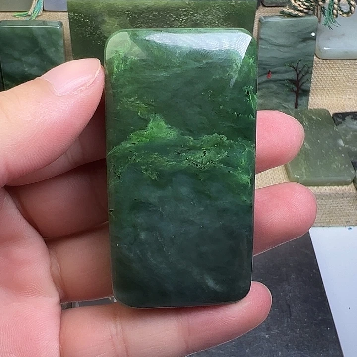 和田玉（碧玉）未镶嵌珠宝半成品