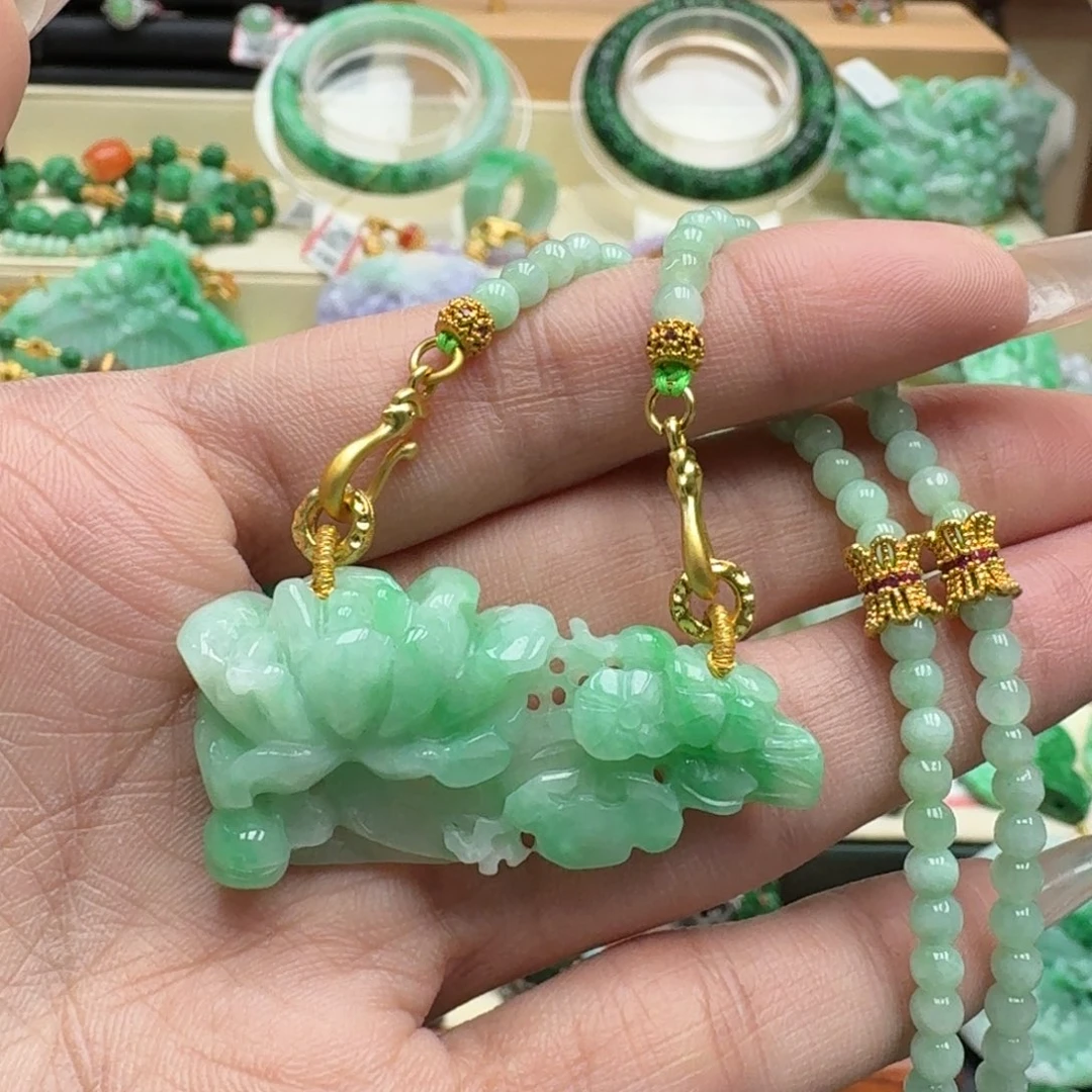 翡翠未镶嵌颈饰翡翠吊坠
