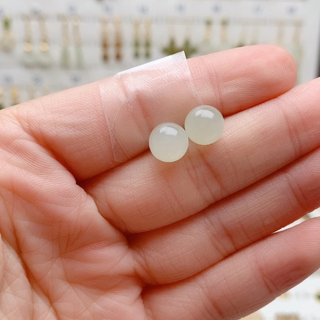 叶***子和田玉银S925镶嵌耳饰