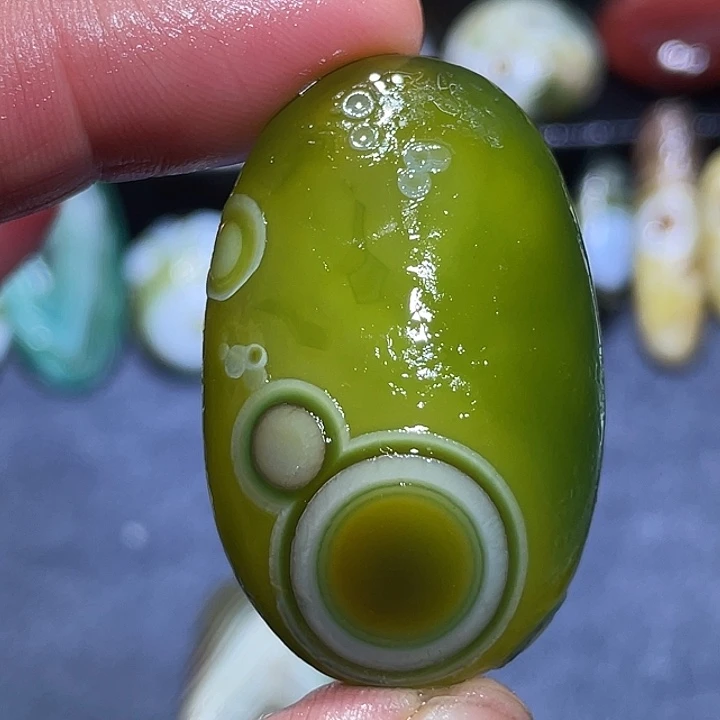 玛瑙/玉髓未镶嵌珠宝奇石