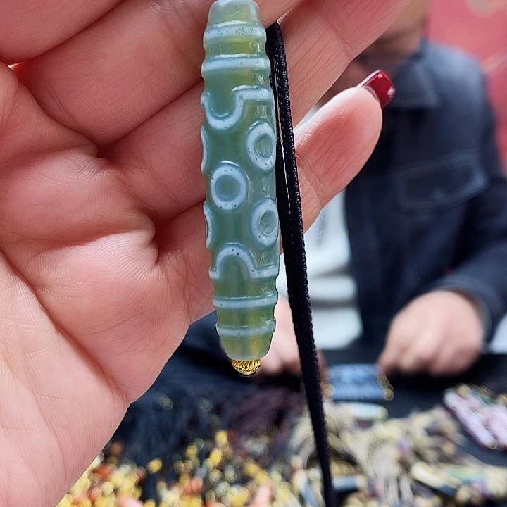 玛瑙/玉髓颈饰合金