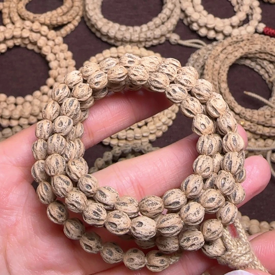 柏香籽/百香籽吊坠蝶*