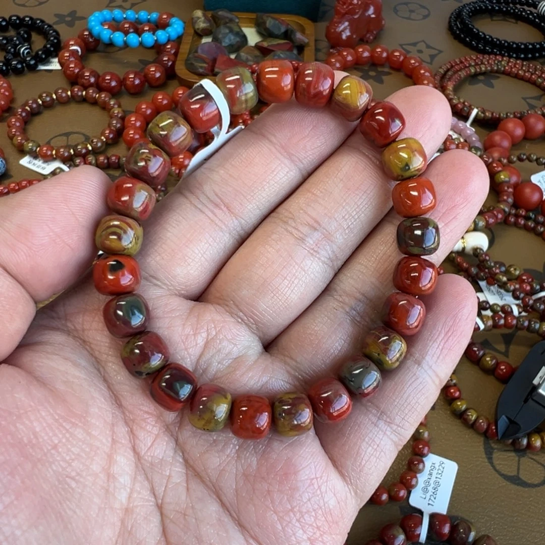 柯***君南红玛瑙未镶嵌手串昭通上村8.6mm