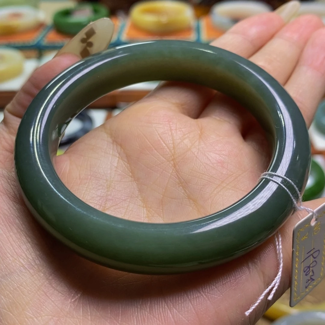 和田玉且末深蓝56/57未镶嵌