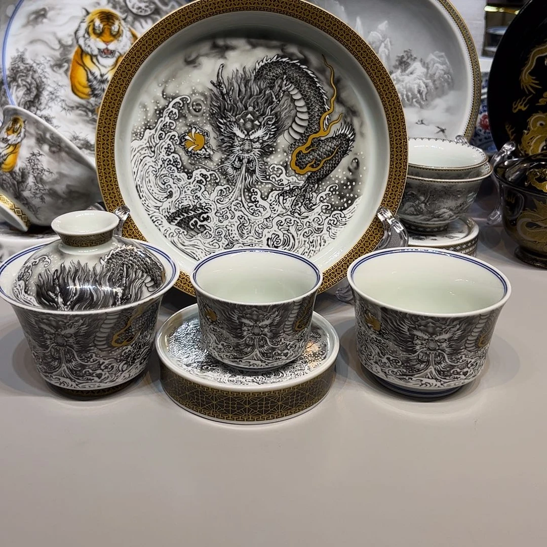 景德镇陶瓷艺术品